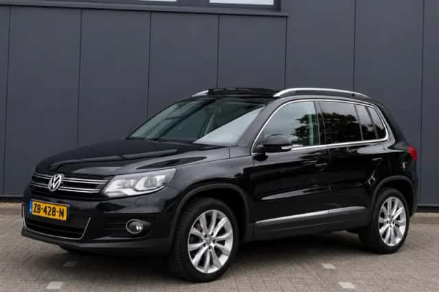 Volkswagen Tiguan (2011) thumbnail 3