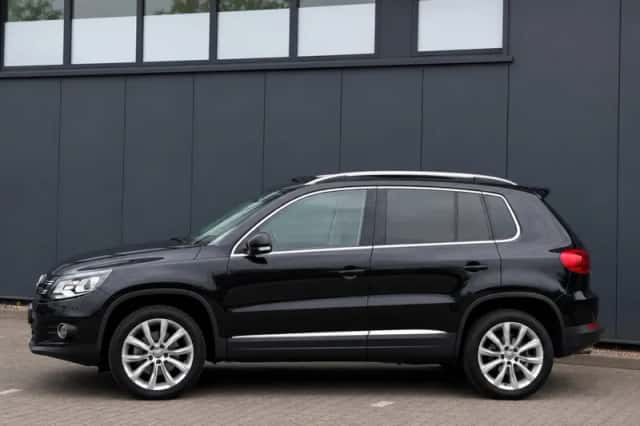 Volkswagen Tiguan (2011) thumbnail 4