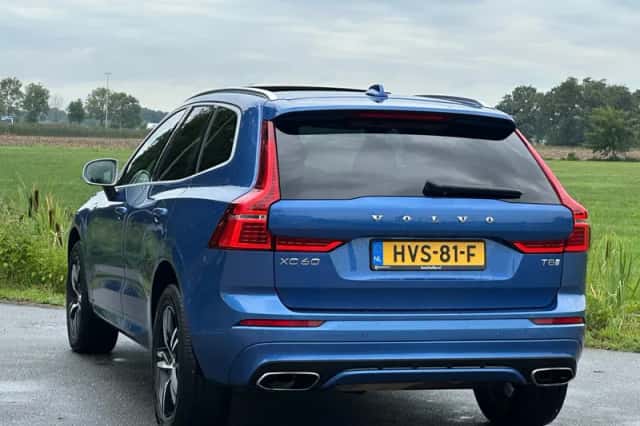 Volvo XC60 (2017) thumbnail 5