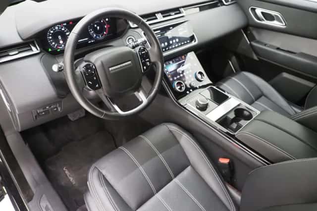 Land Rover Range Rover Velar (2017) thumbnail 16