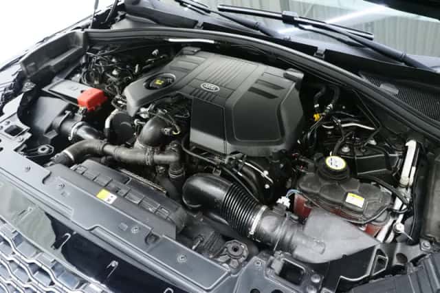 Land Rover Range Rover Velar (2017) thumbnail 7