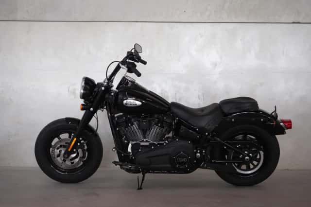 Harley-Davidson 114 FLHCS Softail Heritage Classic (2022) thumbnail 2