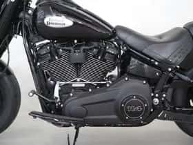 Harley-Davidson 114 FLHCS Softail Heritage Classic (2022) thumbnail 11