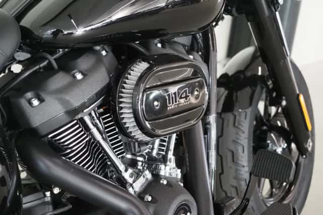 Harley-Davidson 114 FLHCS Softail Heritage Classic (2022) thumbnail 16