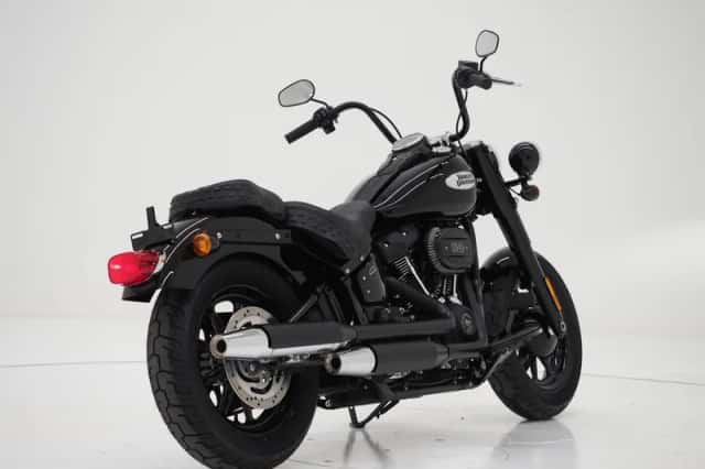 Harley-Davidson 114 FLHCS Softail Heritage Classic (2022) thumbnail 29