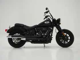 Harley-Davidson 114 FLHCS Softail Heritage Classic (2022) thumbnail 31