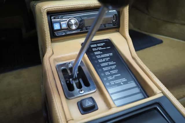 Ferrari Mondial (1984) thumbnail 40