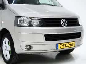 Volkswagen Transporter (2011) thumbnail 11
