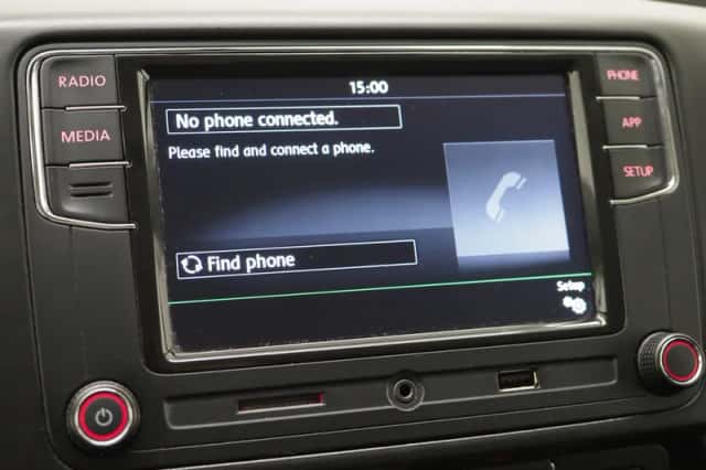 Volkswagen Transporter (2011) thumbnail 21