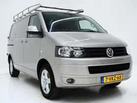 Volkswagen Transporter (2011) thumbnail 10