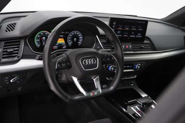 Audi Q5 (2021) thumbnail 18