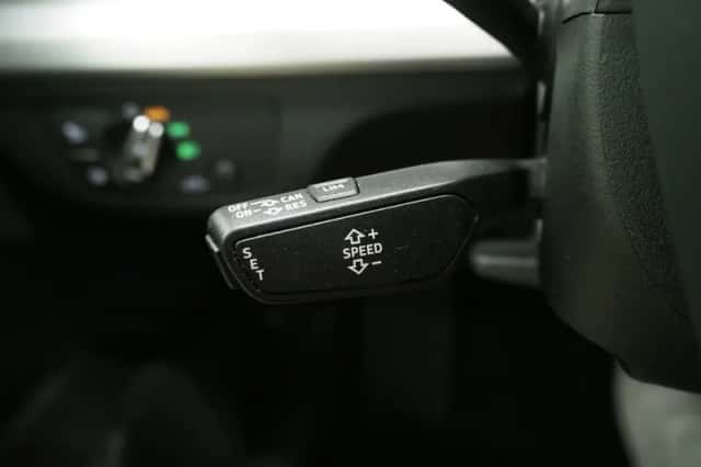 Audi Q5 (2021) thumbnail 22