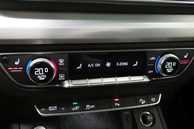 Audi Q5 (2021) thumbnail 33