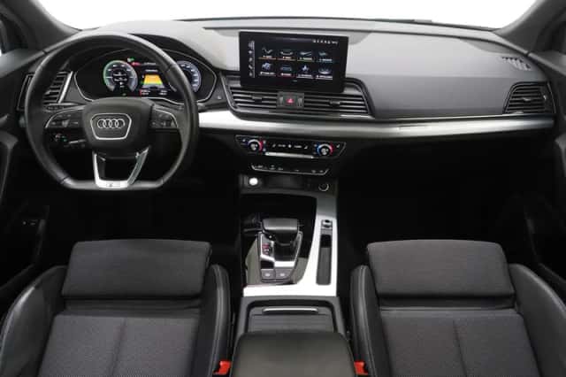Audi Q5 (2021) thumbnail 5