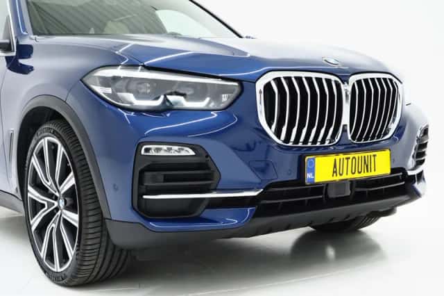 BMW X5 (2020) thumbnail 9