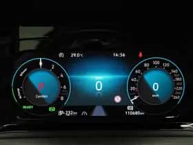 Volkswagen Golf (2021) thumbnail 26