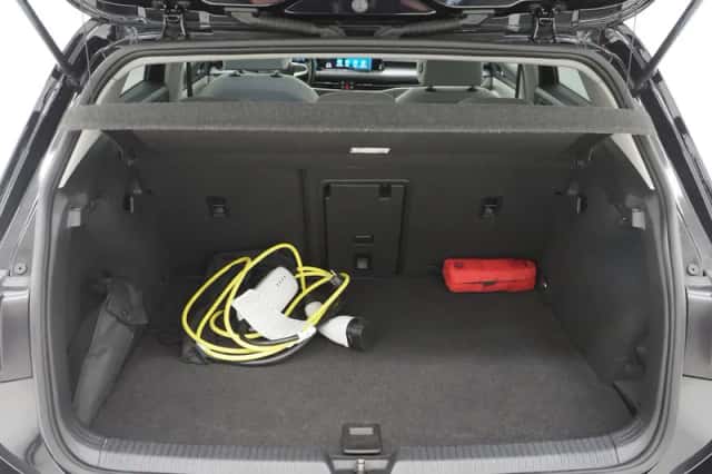Volkswagen Golf (2021) thumbnail 42