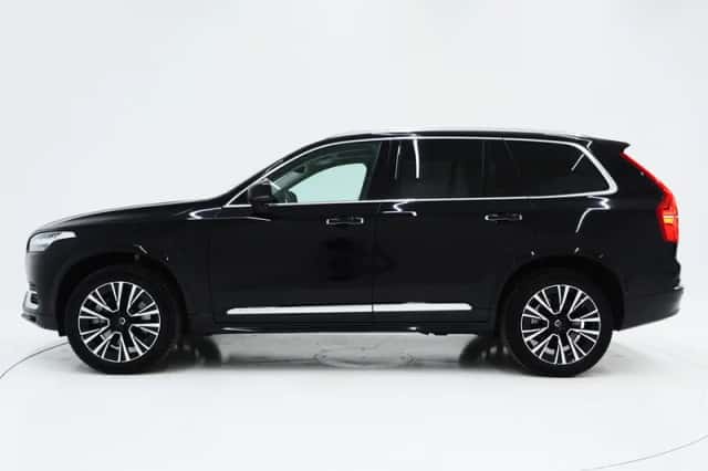 Volvo XC90 (2022) thumbnail 2