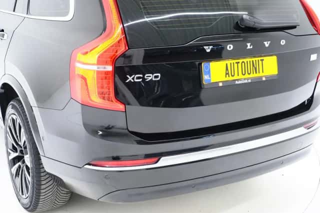 Volvo XC90 (2022) thumbnail 14