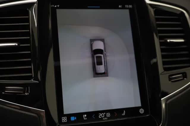 Volvo XC90 (2022) thumbnail 31