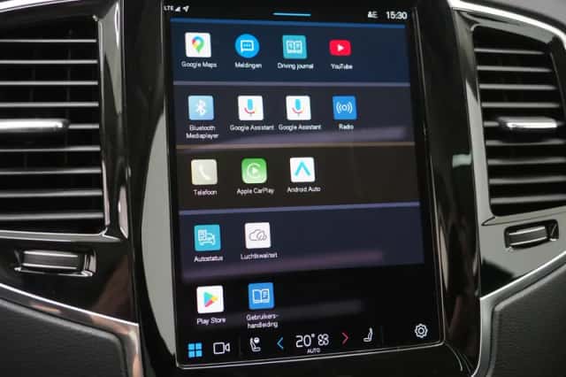 Volvo XC90 (2022) thumbnail 33