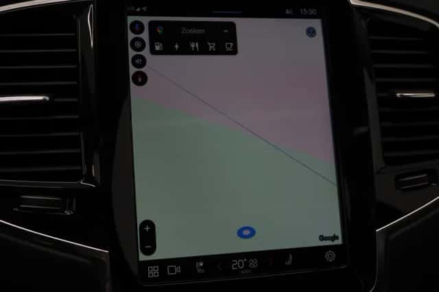 Volvo XC90 (2022) thumbnail 34