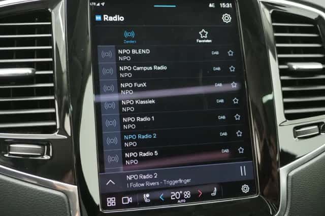Volvo XC90 (2022) thumbnail 35