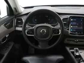 Volvo XC90 thumbnail 39