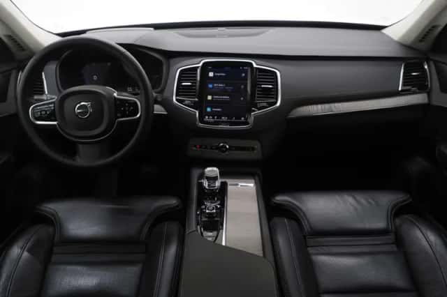 Volvo XC90 (2022) thumbnail 5