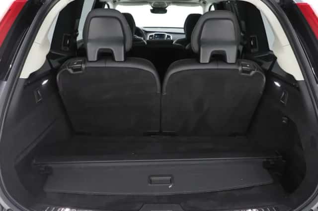 Volvo XC90 (2022) thumbnail 42