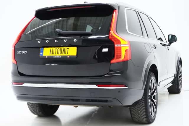 Volvo XC90 (2022) thumbnail 9