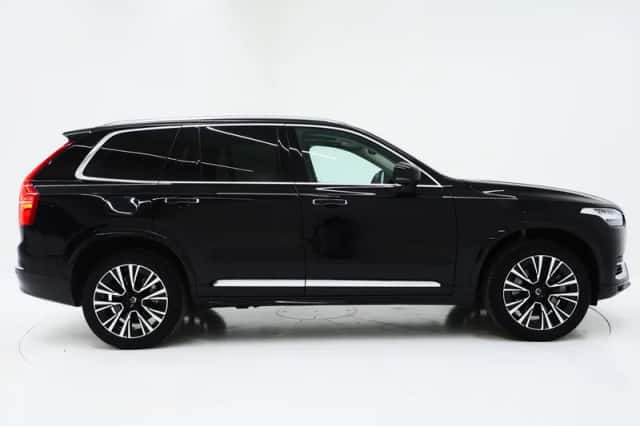 Volvo XC90 (2022) thumbnail 10