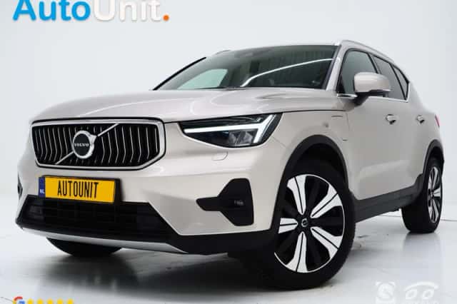 Volvo XC40 (2022) thumbnail 1