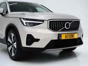 Volvo XC40 thumbnail 11