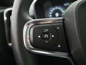 Volvo XC40 thumbnail 23