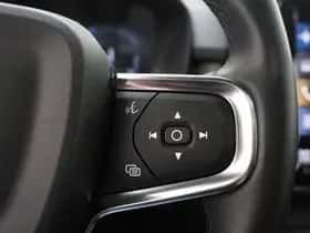 Volvo XC40 thumbnail 24