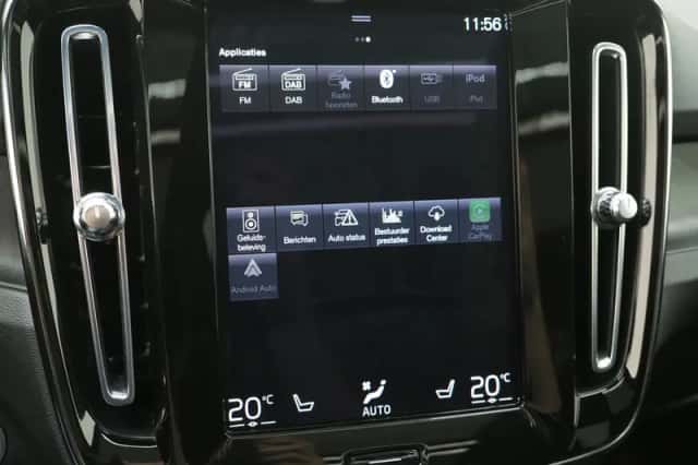 Volvo XC40 (2022) thumbnail 32