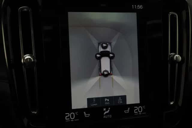 Volvo XC40 (2022) thumbnail 35