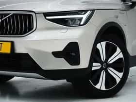 Volvo XC40 thumbnail 6