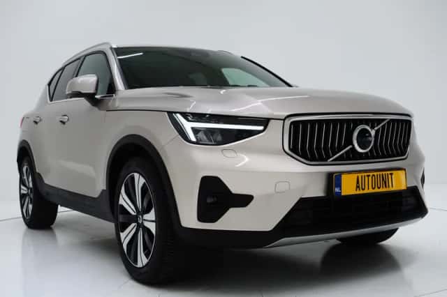 Volvo XC40 (2022) thumbnail 10