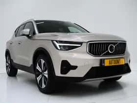 Volvo XC40 thumbnail 10