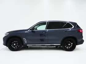 BMW X5 (2019) thumbnail 2