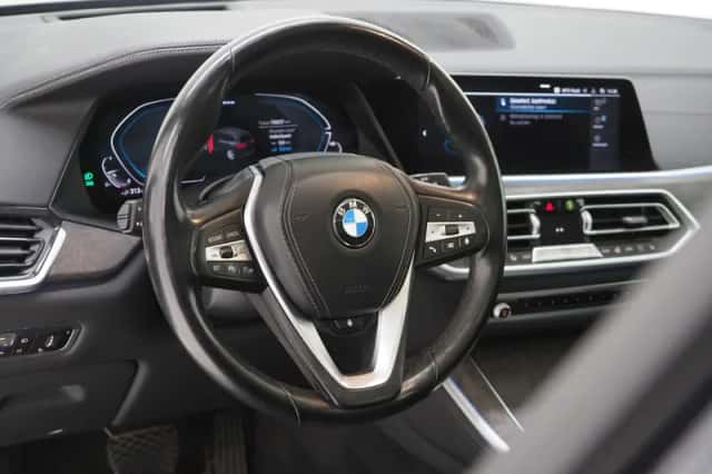 BMW X5 (2019) thumbnail 18