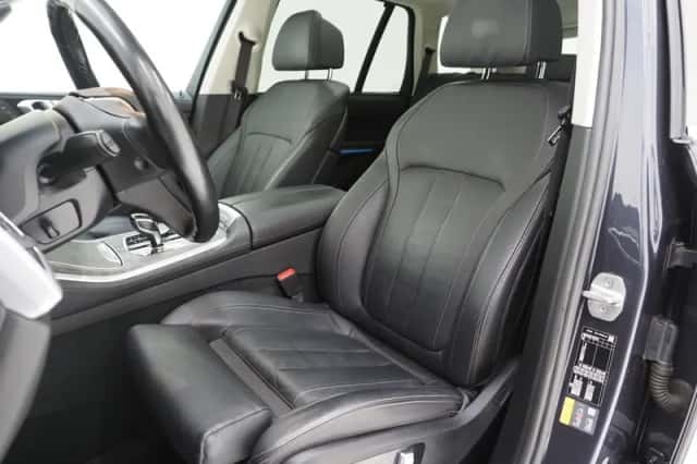 BMW X5 (2019) thumbnail 4
