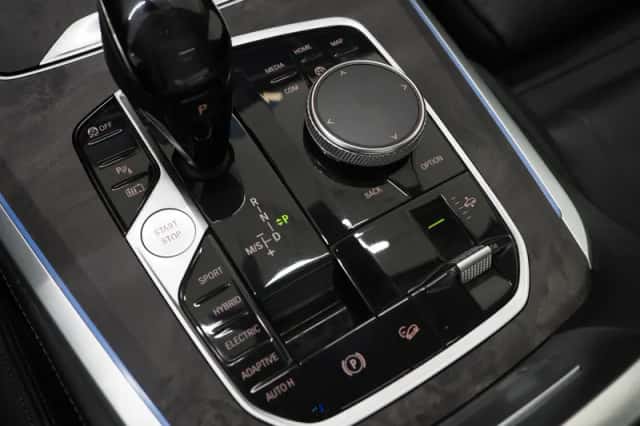 BMW X5 (2019) thumbnail 36