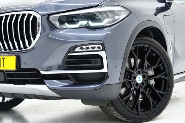 BMW X5 (2019) thumbnail 6