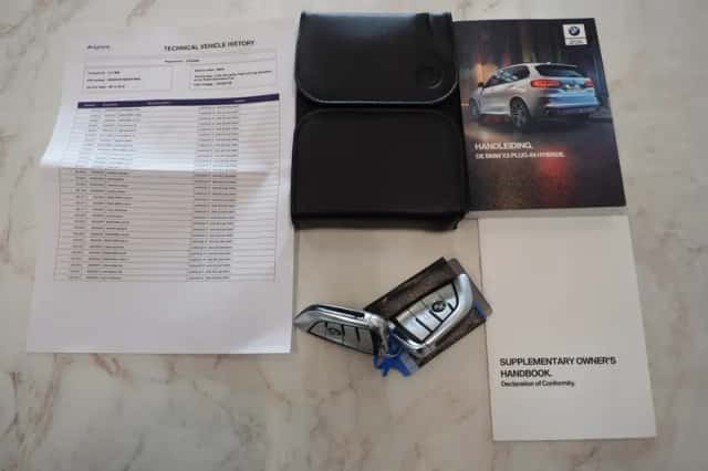 BMW X5 (2019) thumbnail 8
