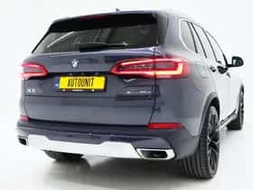 BMW X5 (2019) thumbnail 9