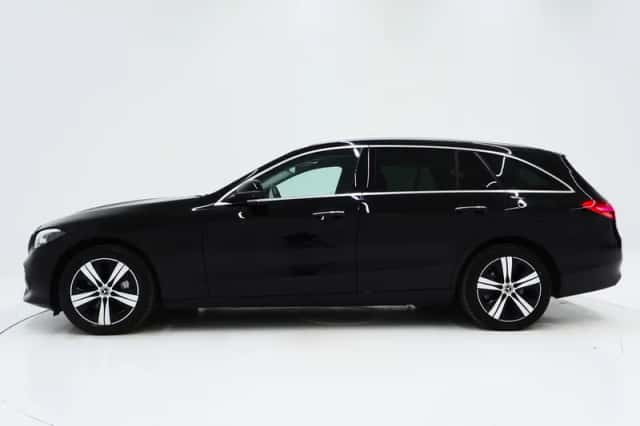Mercedes-Benz C-Klasse (2022) thumbnail 2