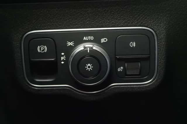 Mercedes-Benz GLB-Klasse (2021) thumbnail 18